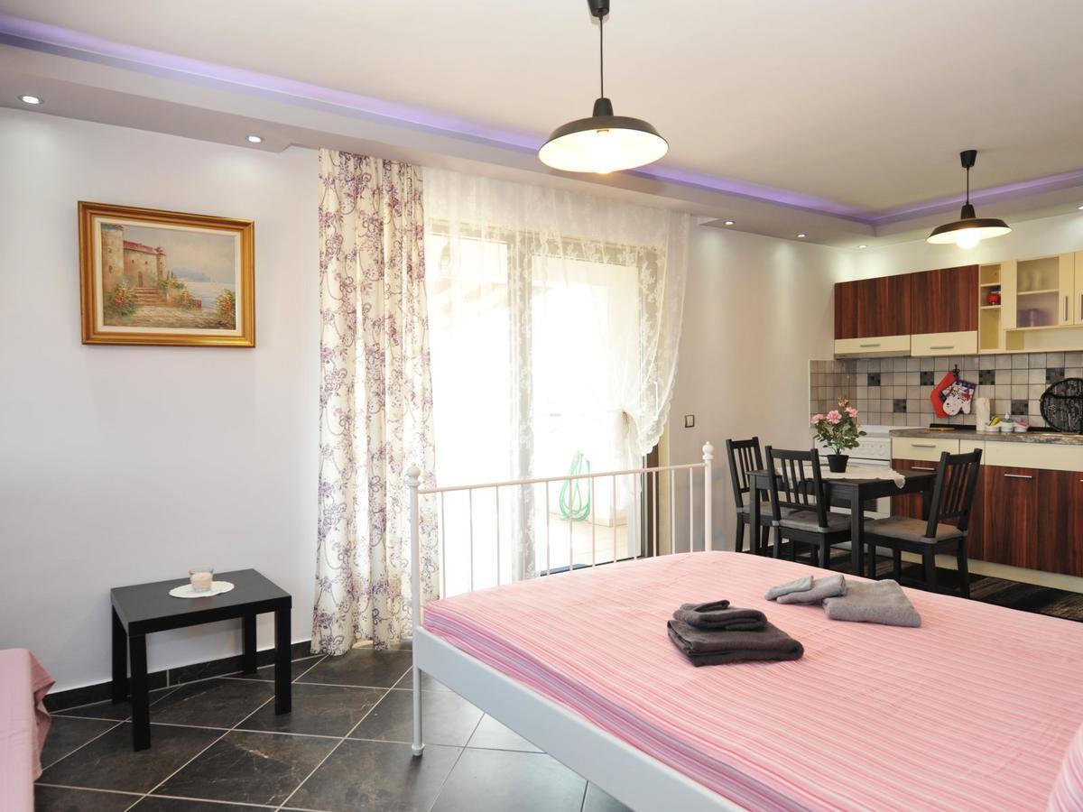 Alice Wonderland Home Nea Flogita Halkidiki Luaran gambar