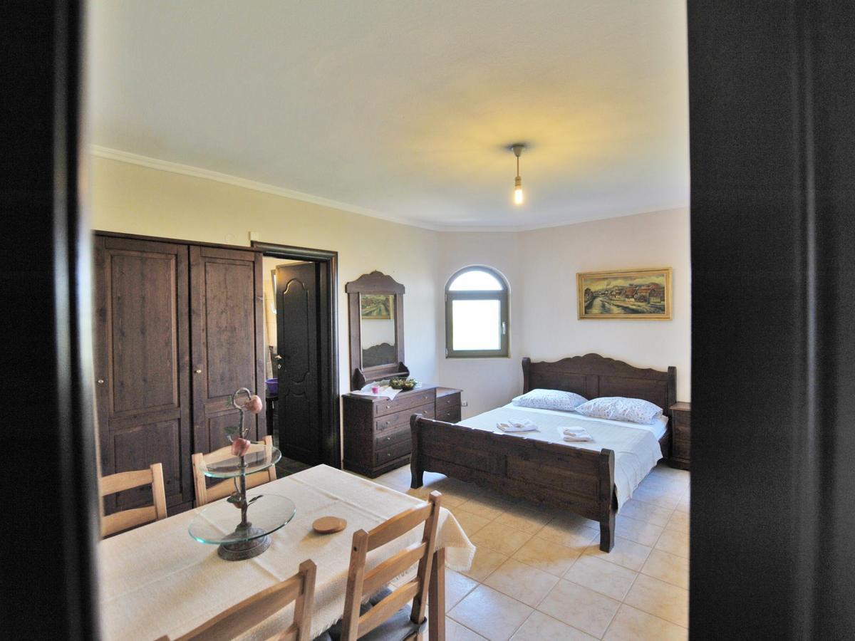 Alice Wonderland Home Nea Flogita Halkidiki Luaran gambar